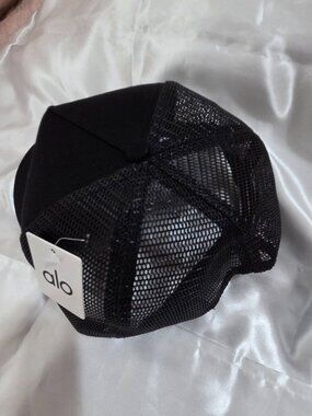 Classic Black Trucker Cap Unisex